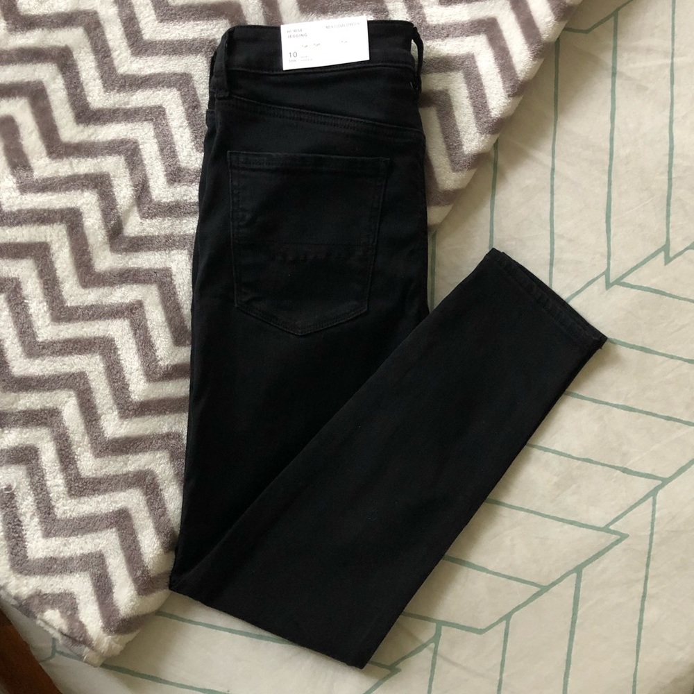 American Eagle Black Jegging
